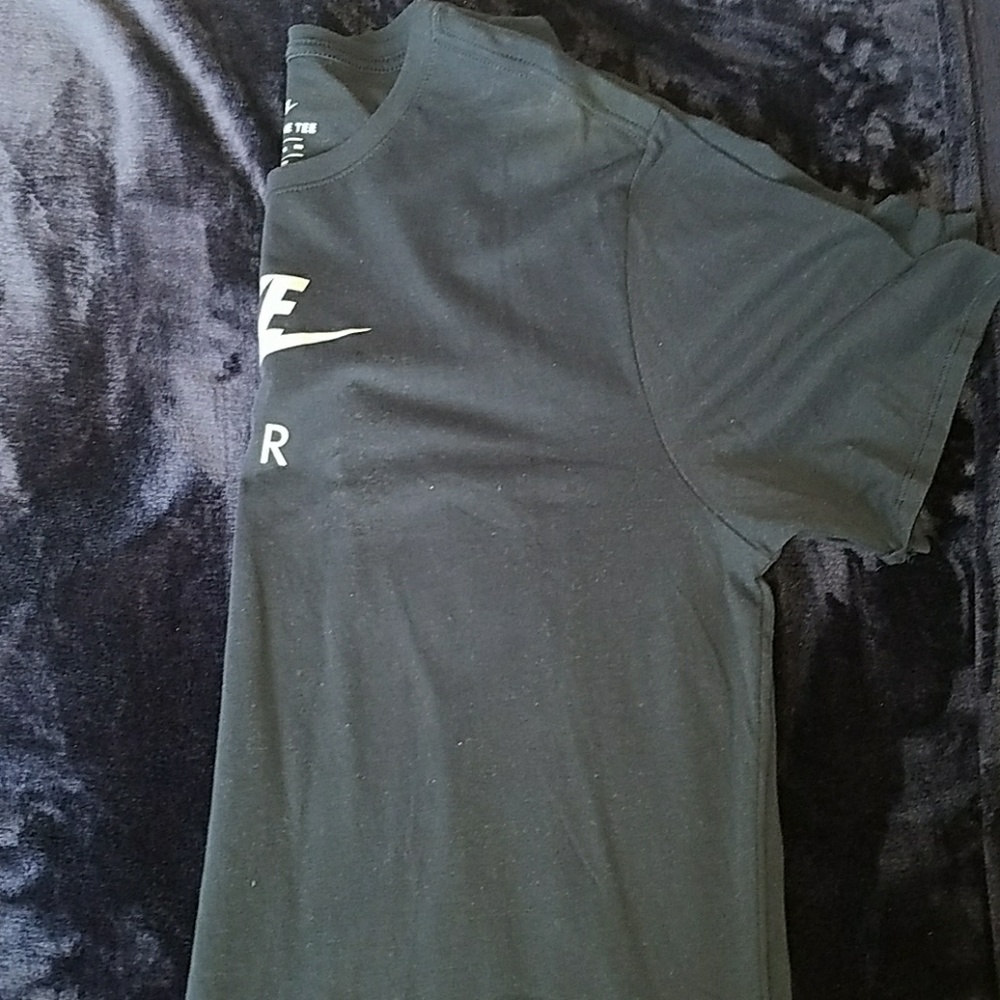 Nike tee